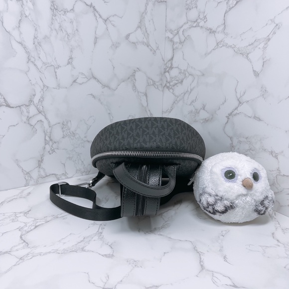 Michael Kors Erin Small Backpack and Wallet - Picture 4 of 14